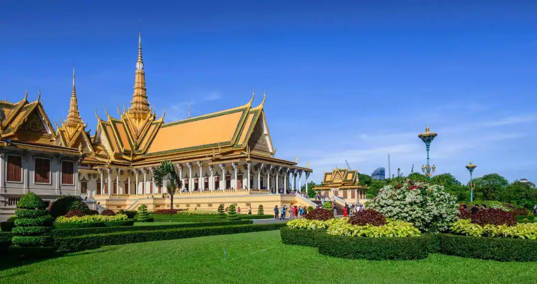 这里是金边，柬埔寨欢迎您！